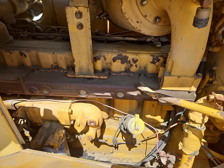caterpillar-d5b-image-24