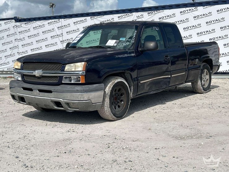 2005-chevrolet-silverado-1500-image-1