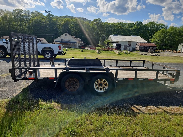 2010-sure-trac-t/a-utility-trailer-image-6