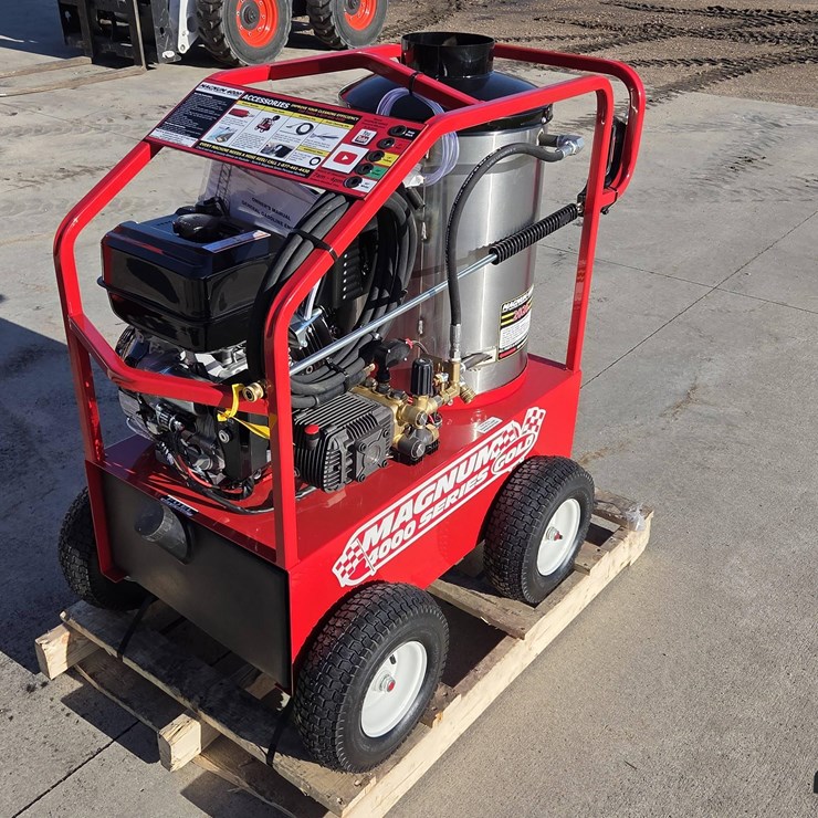 2026 Magnum 4000 Series Hot Water Pressure Washer