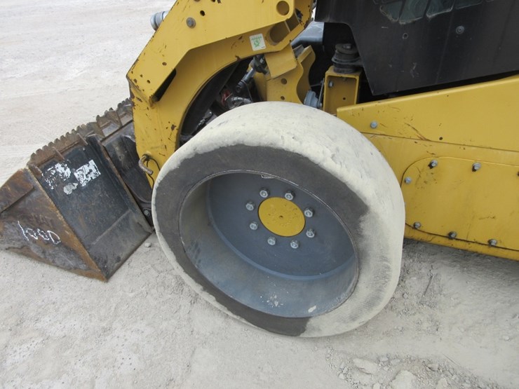 2020-caterpillar-272d3-xe-image-22