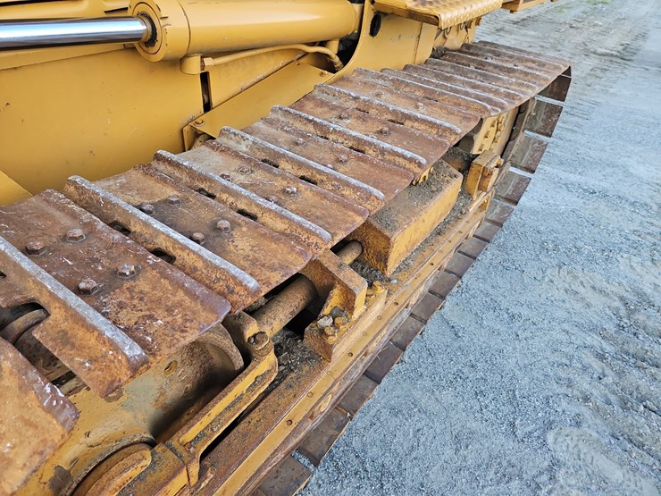 1985-dresser-td-8e-crawler-dozer-image-12