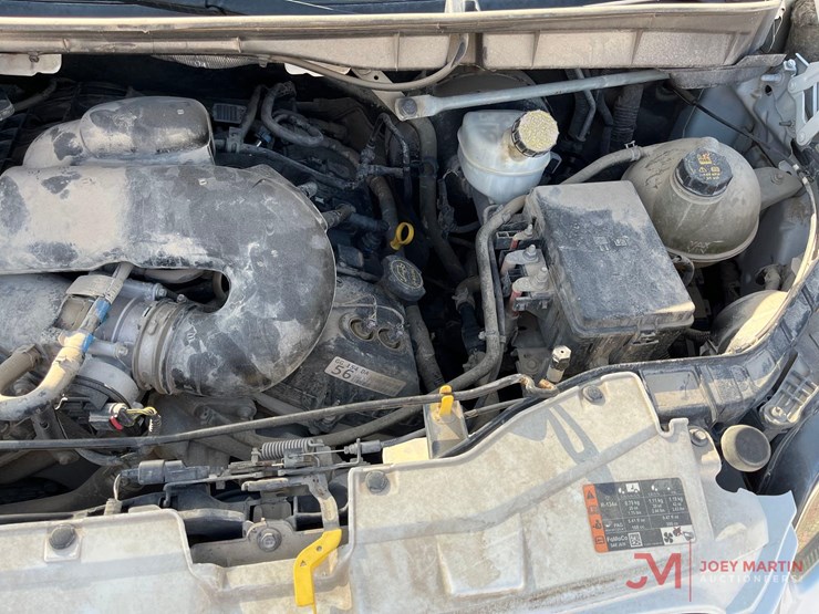 2019-ford-transit-image-15