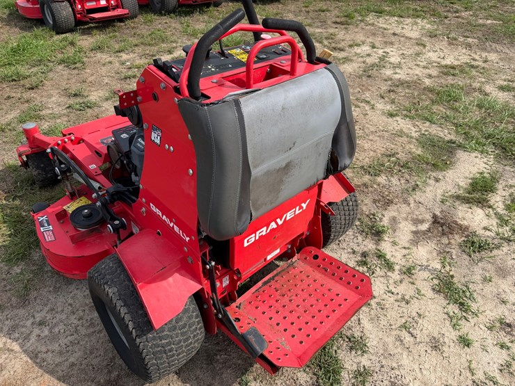 #6008-•-gravely-48"-pro-stance-48-zero-turn-lawnmower-image-8
