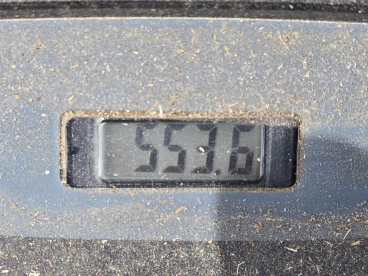 john-deere-x320-image-9