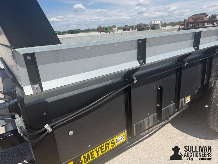 meyers-m390-image-19