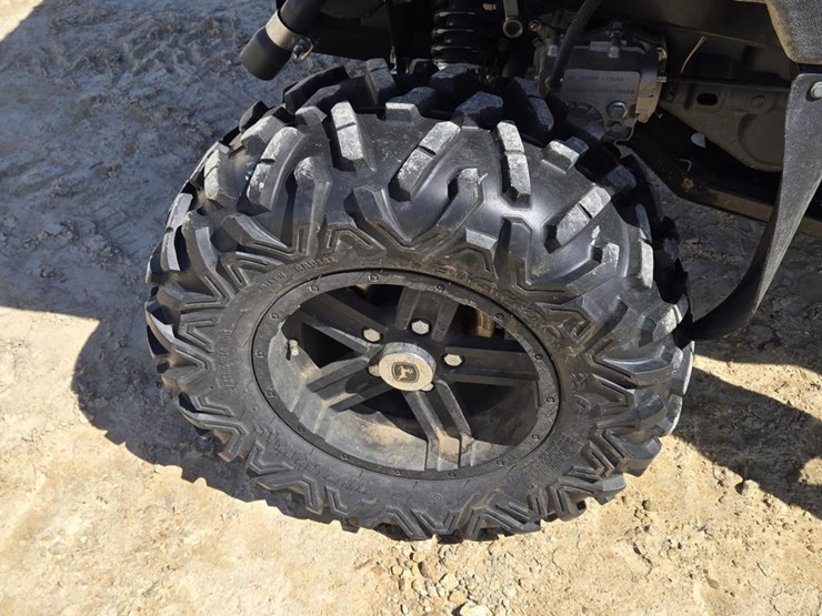 john-deere-gator-image-5