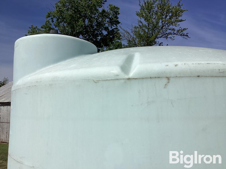 3,000-gal-storage-tank-image-11