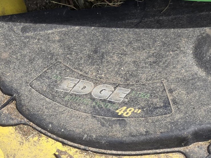 john-deere-x320-image-6