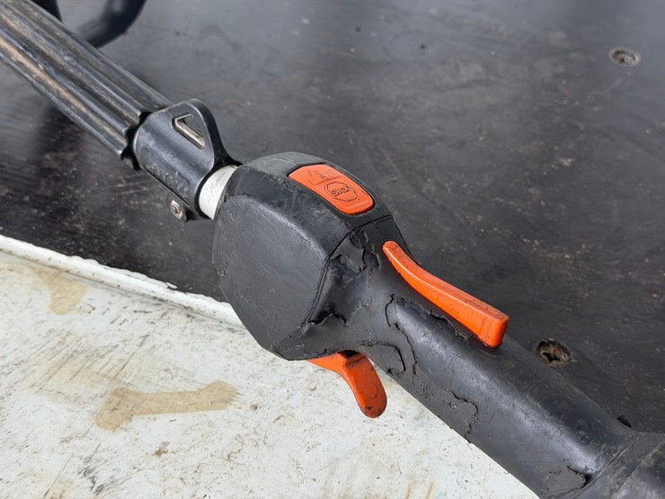 #6041-•-stihl-fs111rx-string-trimmer-image-5