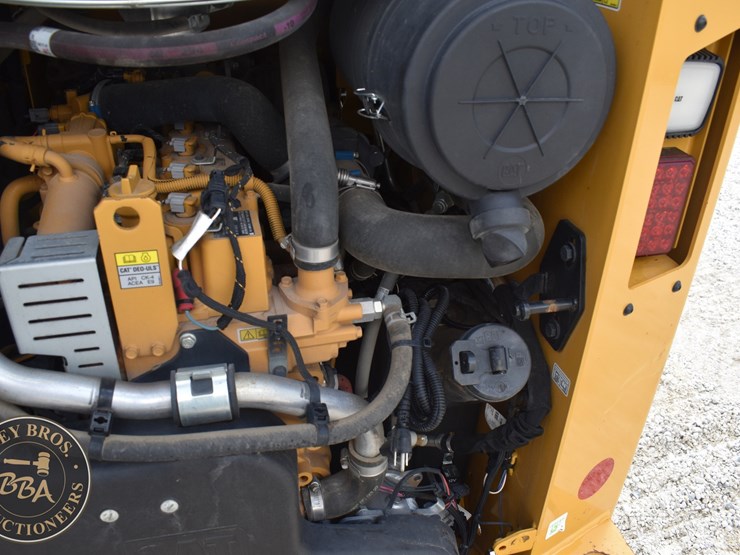 2023-caterpillar-259d3-image-27
