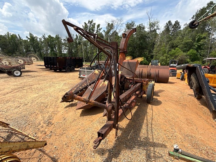new-holland-717-image-2