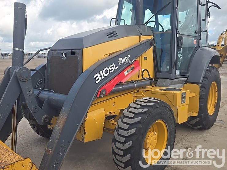 2020-deere-310sl-image-17