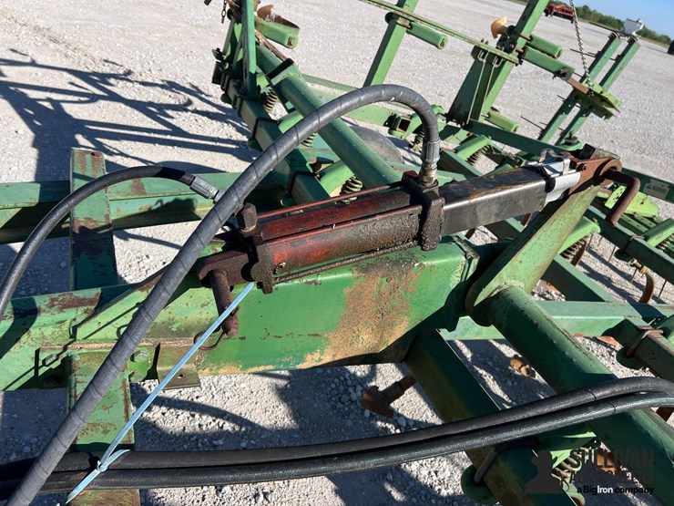 john-deere-1000-image-15