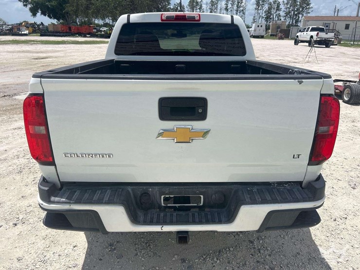 2016-chevrolet-colorado-image-22