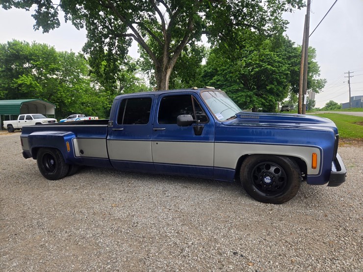 1976-chevrolet-c30-image-19