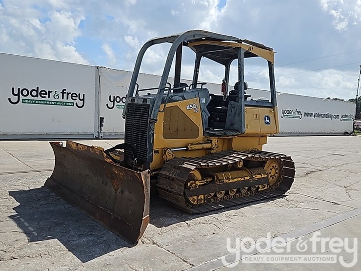 2006-deere-450j-lgp-image-1