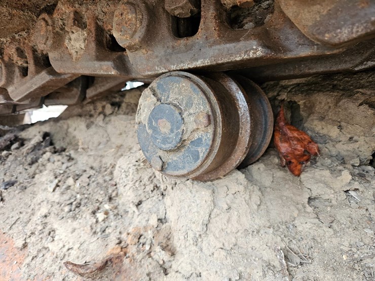 2010-deere-200d-lc-image-73