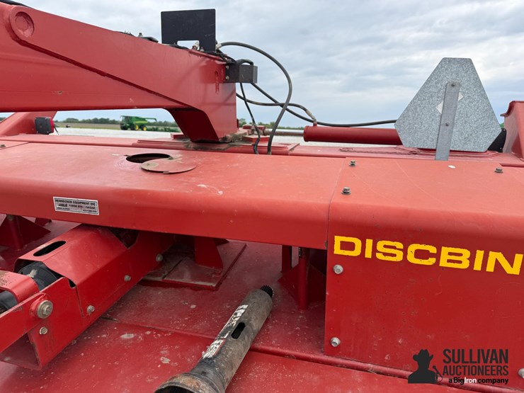 new-holland-1431-image-17