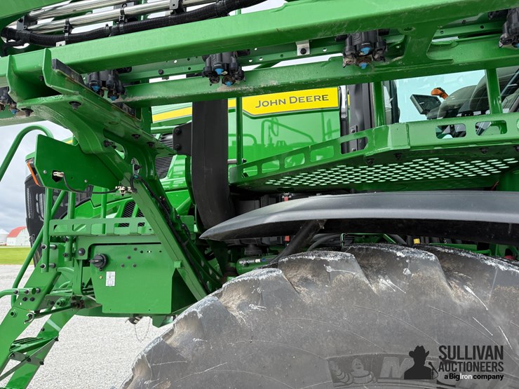 2024-john-deere-412r-image-19