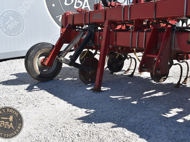 case-ih-183-image-2
