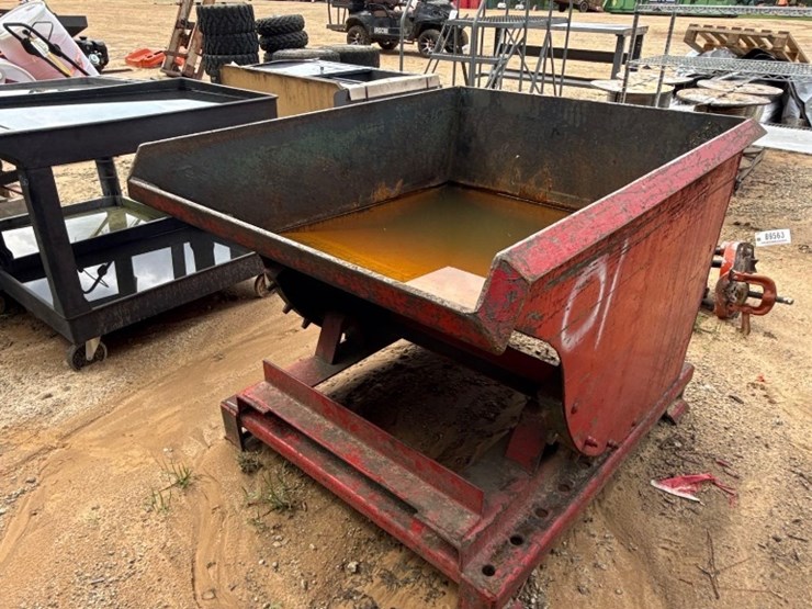 2245---3'-x-3'-metal-dump-hopper-image-4