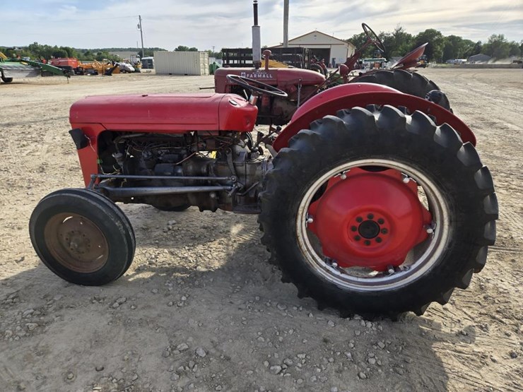massey-ferguson-to35-image-7