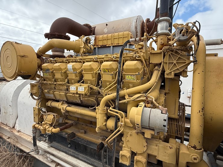 2011-caterpillar-3512-image-4