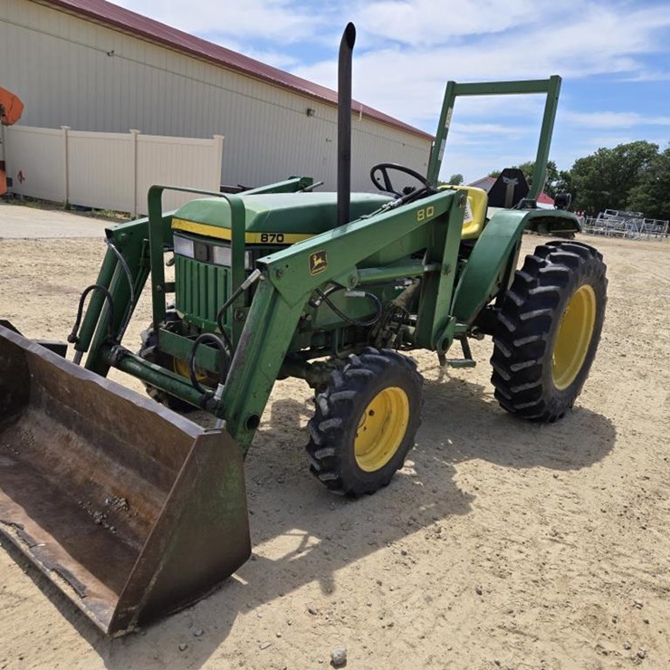 JOHN DEERE 870