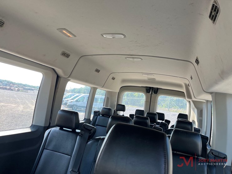 2020-ford-transit-image-21