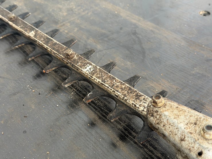 #6074-•-echo-shc225-2'-hedge-trimmer-image-6