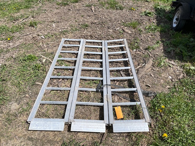 #2116-•-ramparts-aluminum-ramps-image-1