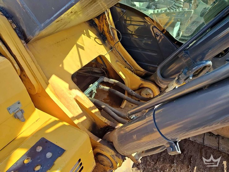 2016-john-deere-350g-hydraulic-excavcator-image-22