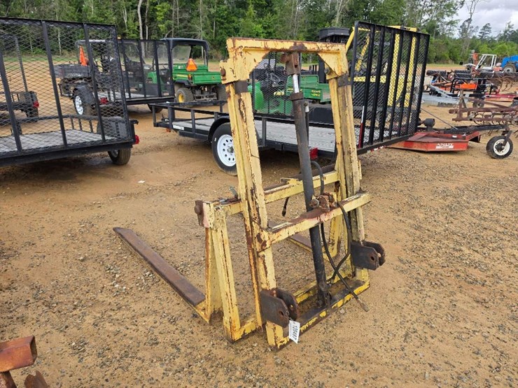 160---hydraulic-hay-forks-image-2