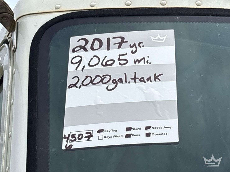 2017-peterbilt-337-image-55