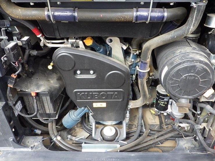 kubota-svl75-3-image-10