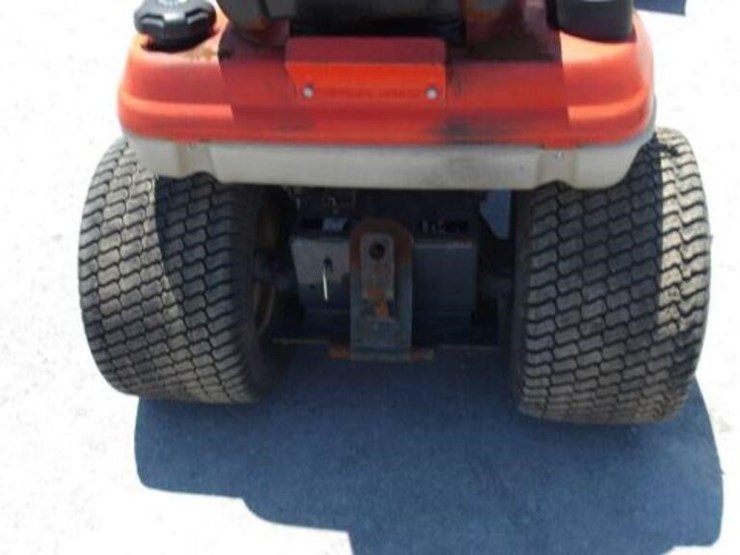 2013-kubota-t1880-image-23