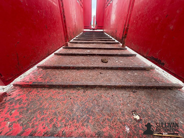 stronghold-cattle-chute-image-15