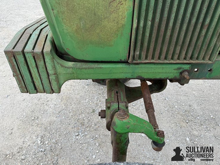 john-deere-4010-image-12