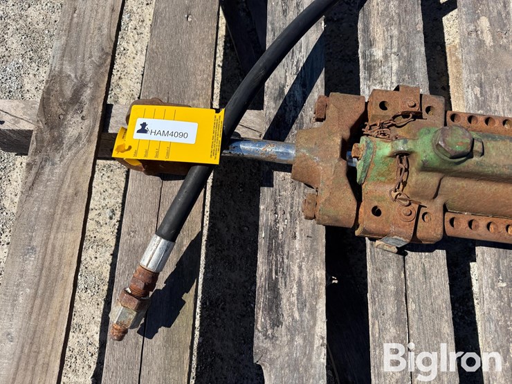 john-deere-hyd.-cylinder-image-3