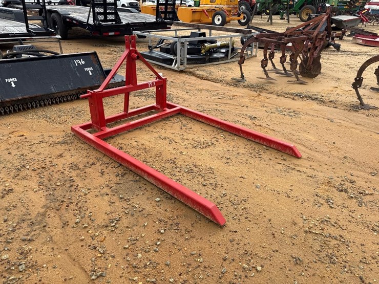 197---3pt-hitch-hay-fork-image-1