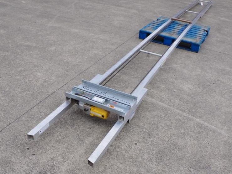 25'-shingleladder-electric-roofing-hoist-/-shingle-elevator,-see-description-image-2