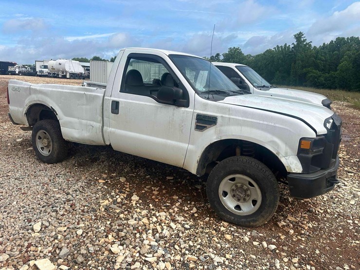 2008-ford-f250-xl-image-4