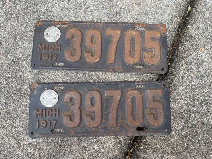 matching-michigan-license-plates---1917-image-1