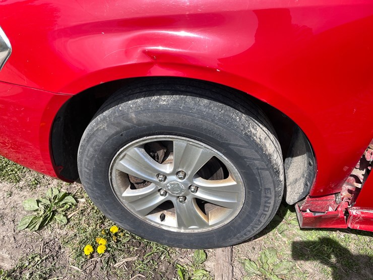 #2101-•-2013-chevy-impala-(has-wi-title)-image-9