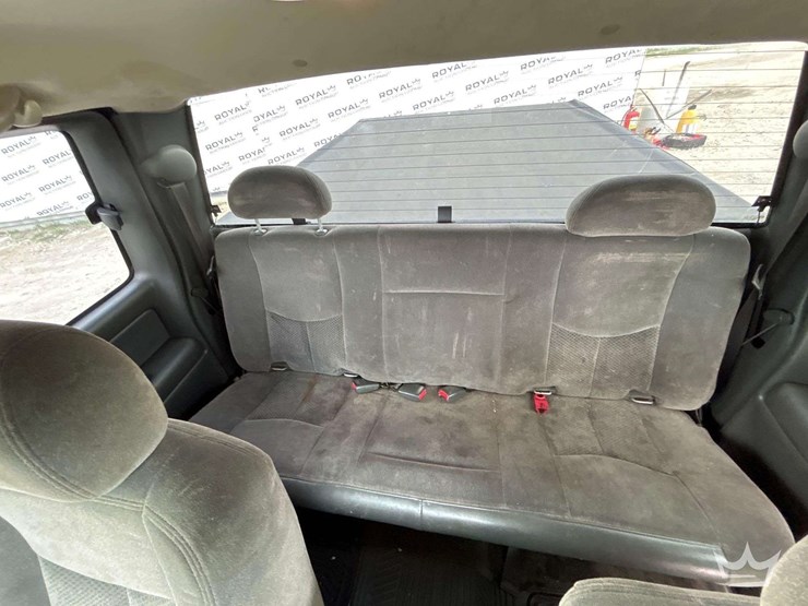 2005-chevrolet-silverado-1500-image-18