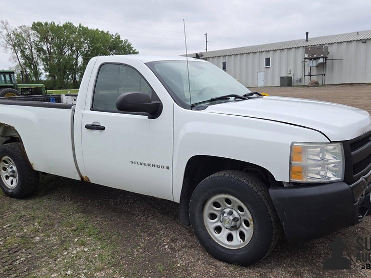 2007-chevrolet-1500-image-3