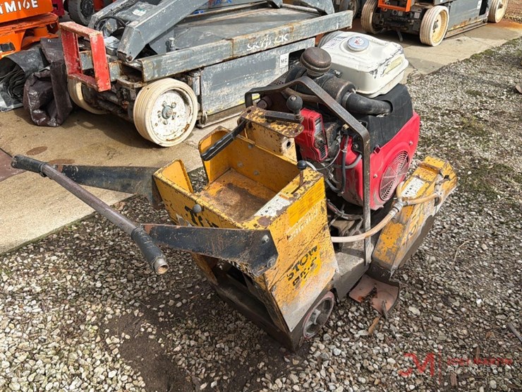 stow-cutter-3-concrete-saw-image-2