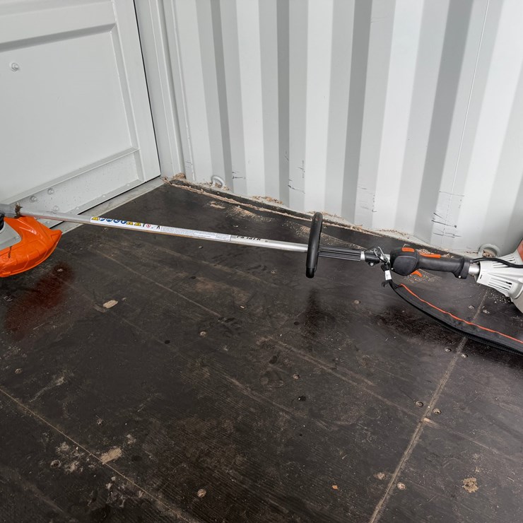 #6018 • STIHL FS131R String Trimmer