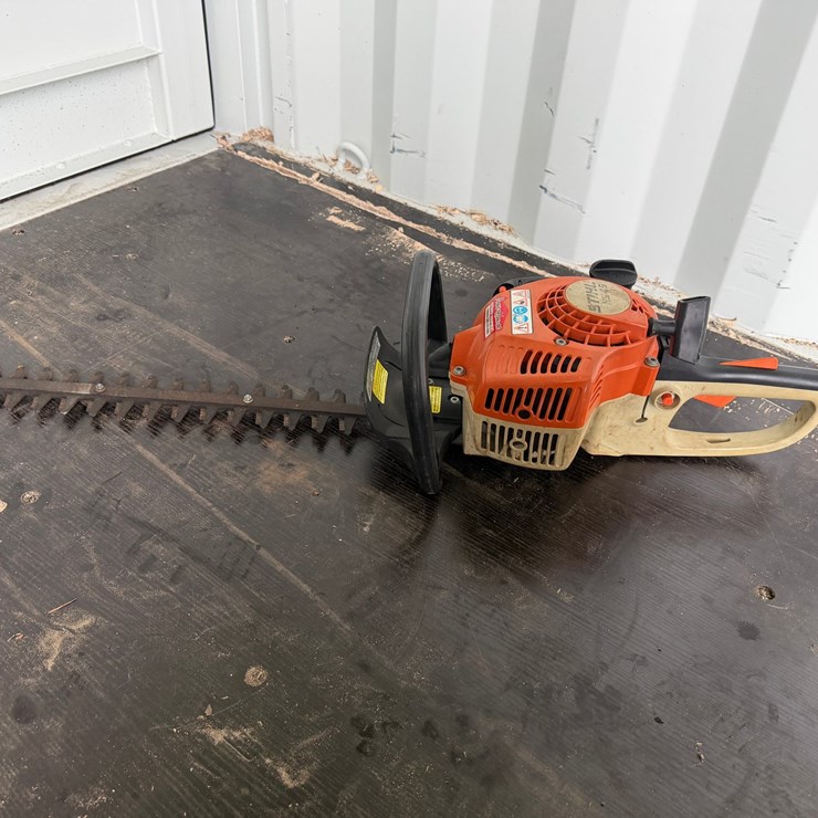 #6084 • STIHL HS45 Hedge Trimmer